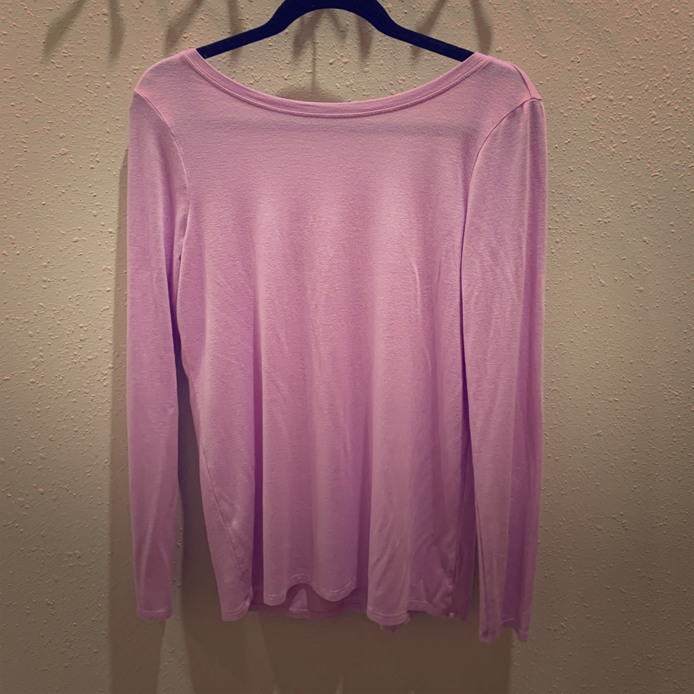 Lounge top with low back
